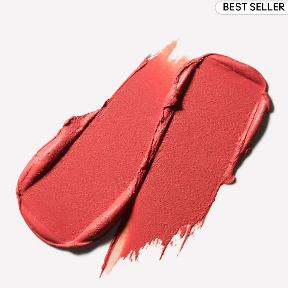 MAC Runway Hit Retro Matte Lipstick light nude matte